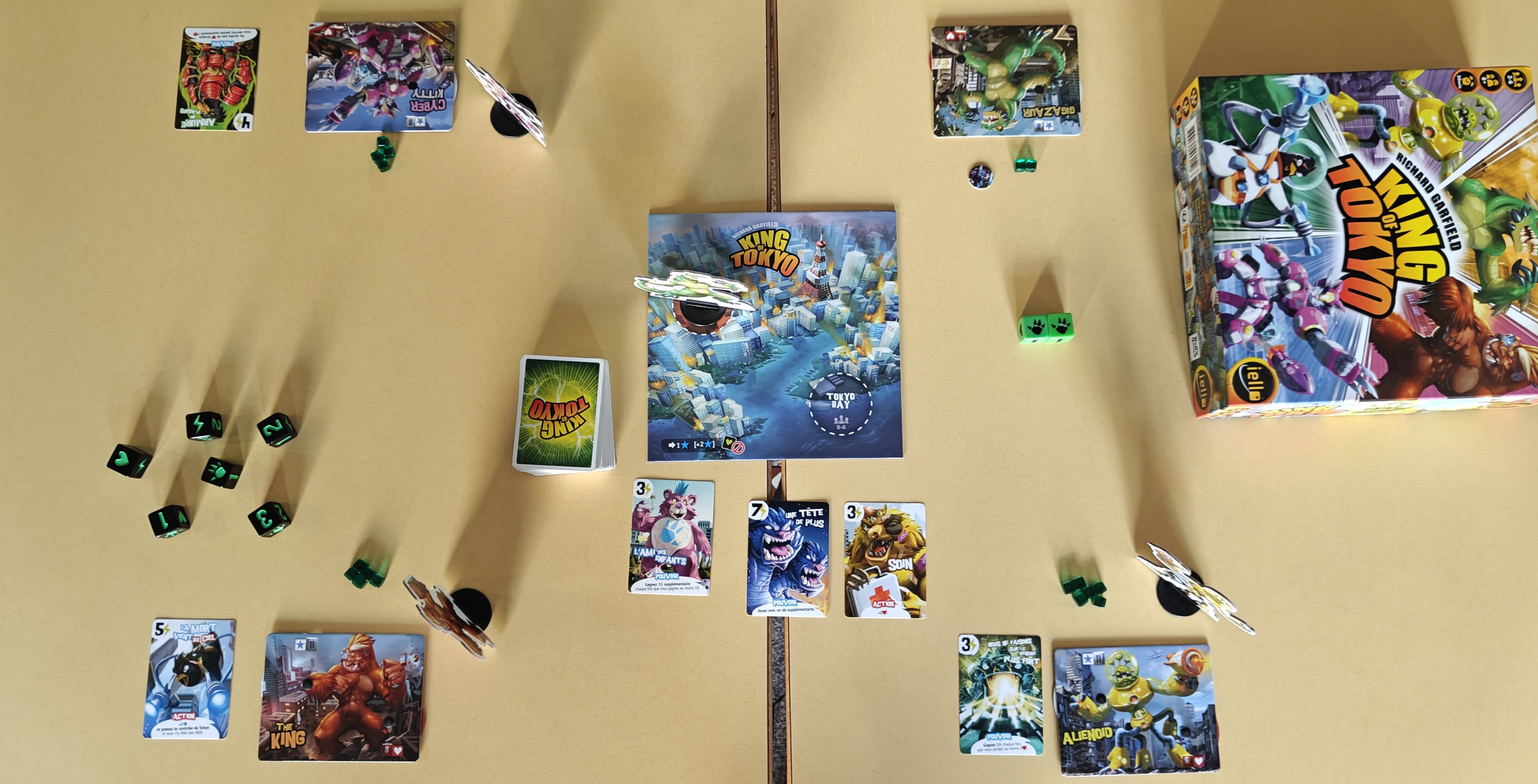 Photo d'une partie de King of Tokyo dans le CrabaBar